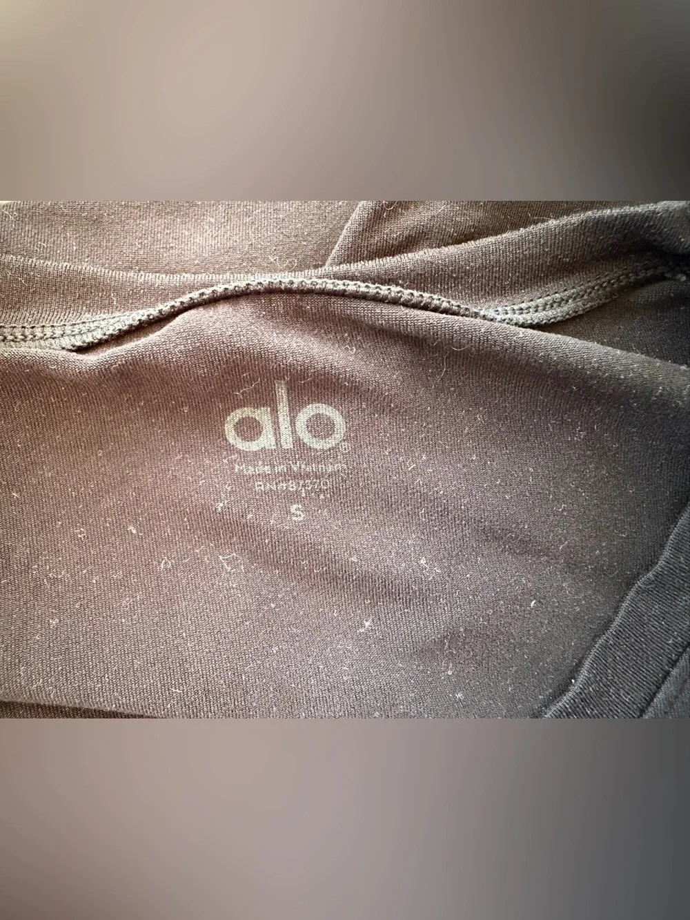 Alo Yoga Soft Long sleeve size Small